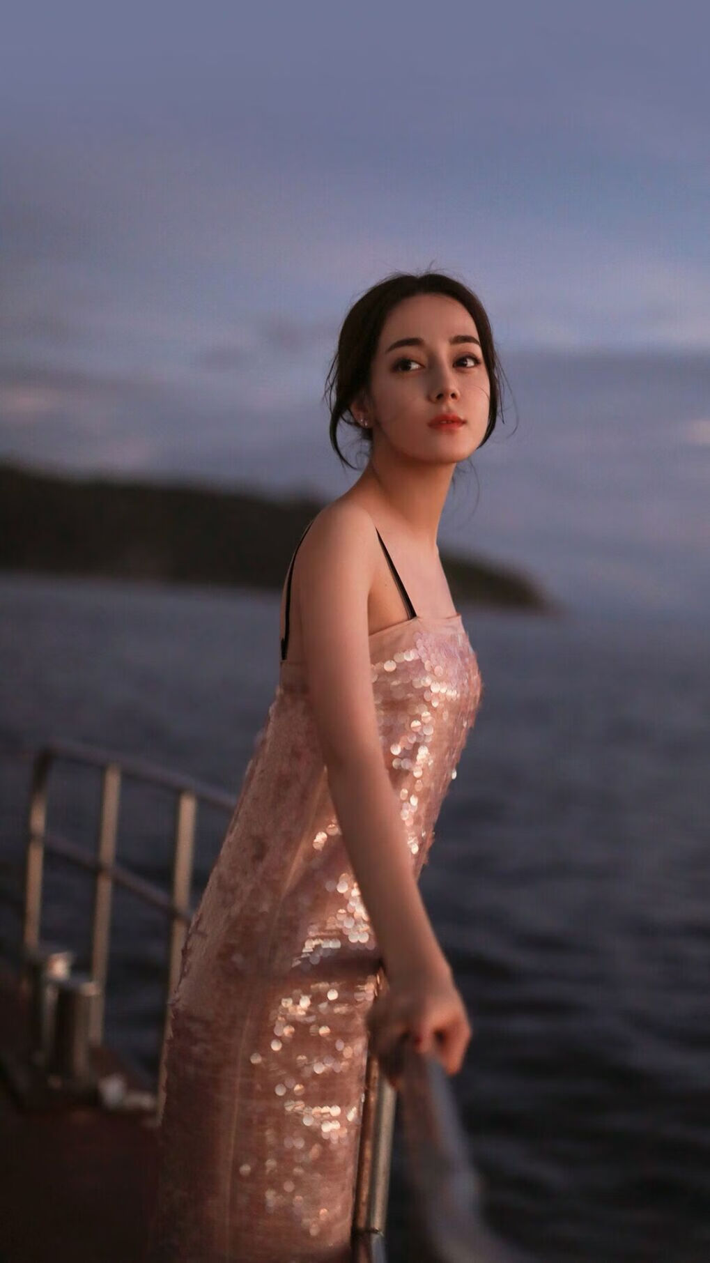 开云体育APP下载-手机电竞崛起:便携体验成为新一代潮流,电竞手机百度百科