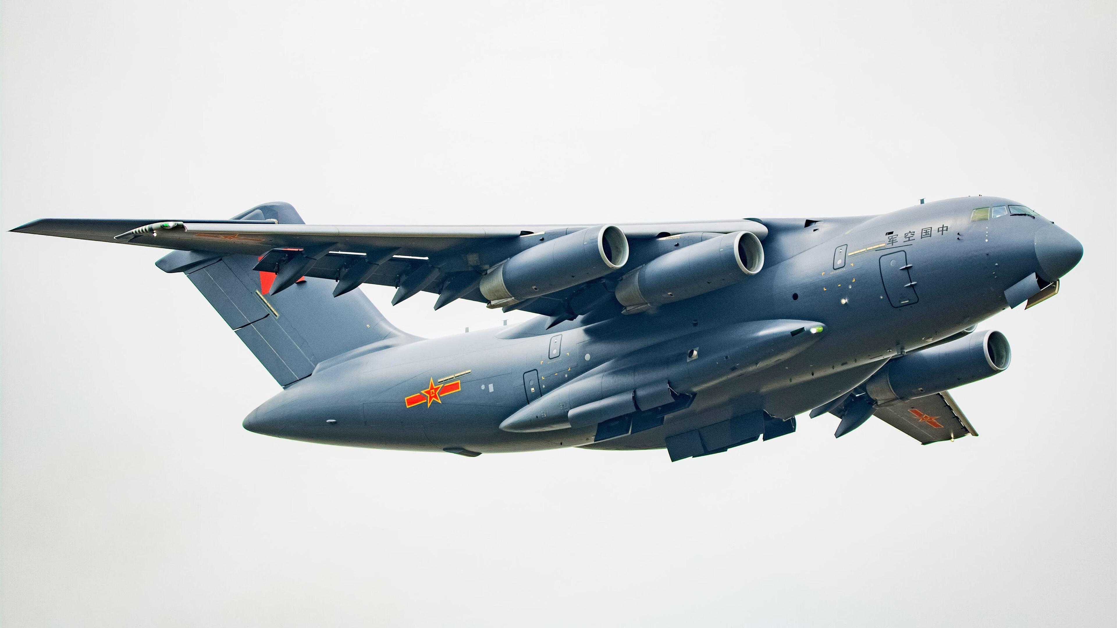 kaiyun官方入口登录-国际足球赛事中精彩纷呈，吸引球迷目光，国际足球那些事