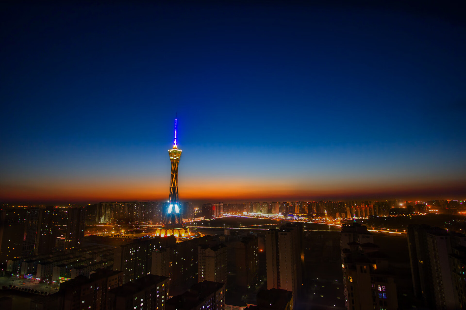 开云体育-日本队训练营开放,球迷踊跃参与,日本队集训