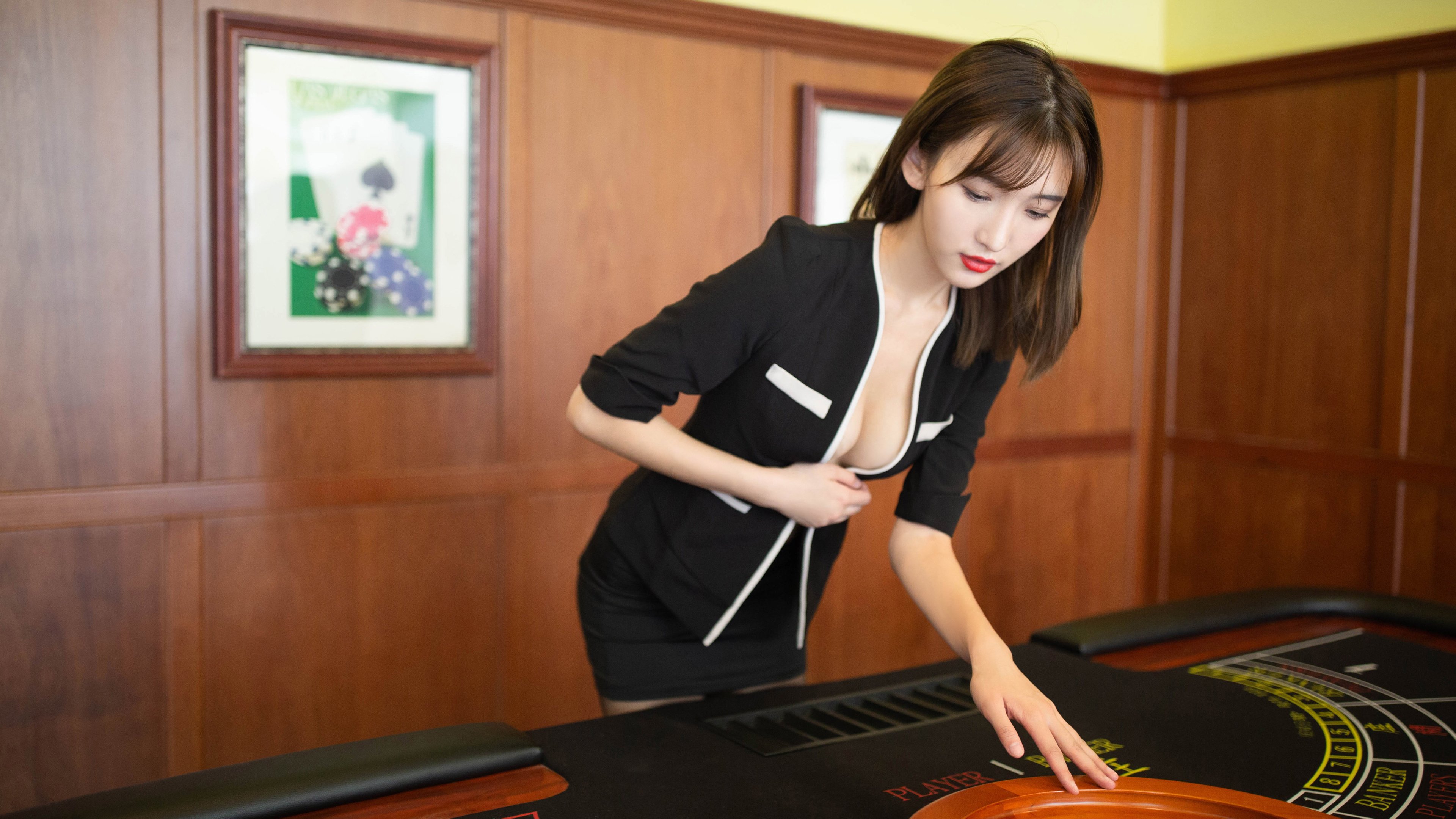 开云官网APP下载-福特：随着比赛经验的积累，逐渐成全黑队必不可少的球员，福特黑武士汽车图片